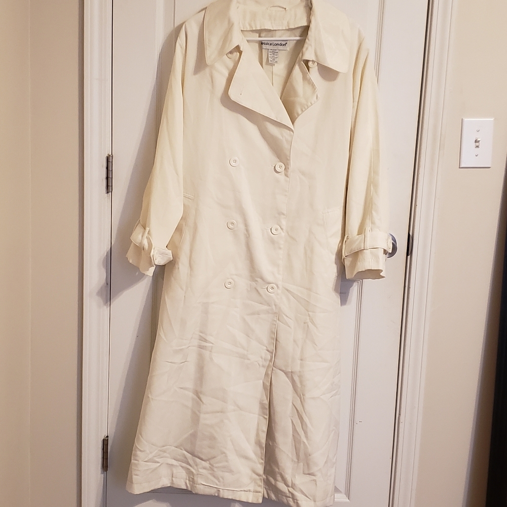Jessica London Ivory Trench Coat. Size 18 WP
